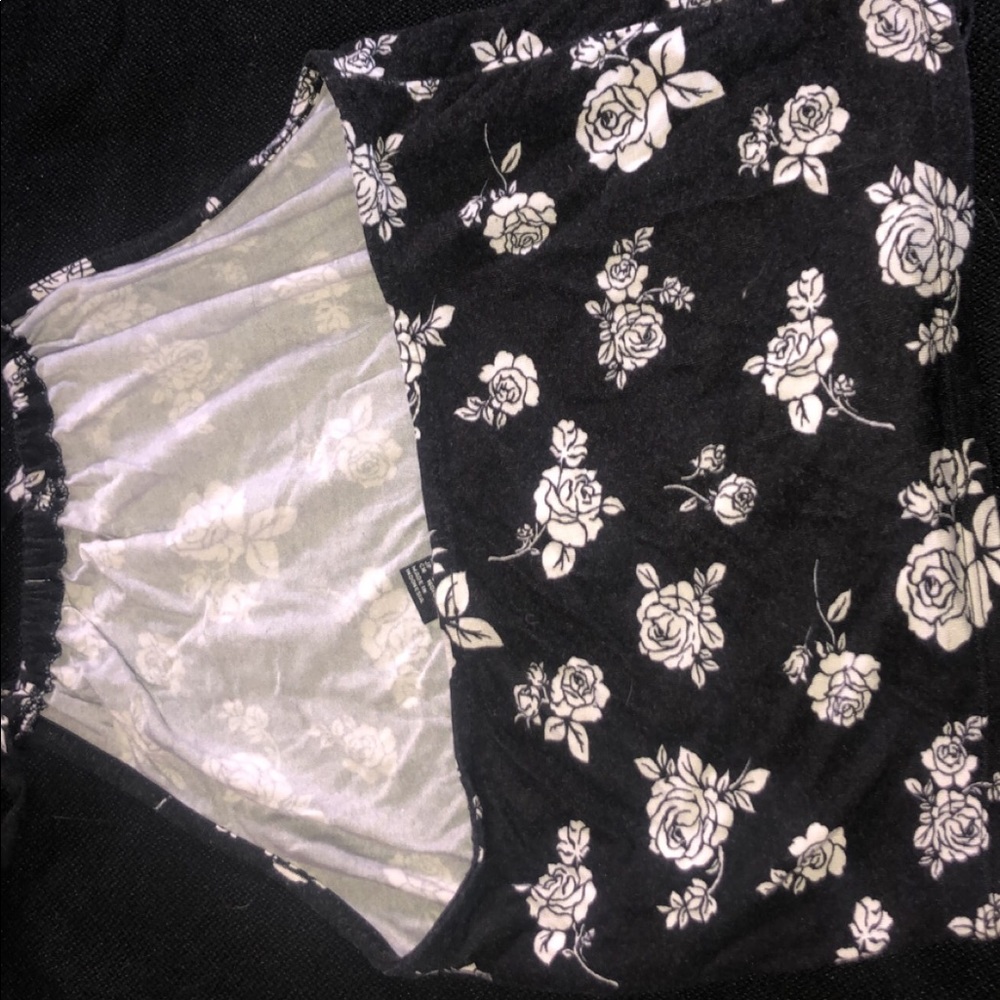 Flower print cute too ties around neck